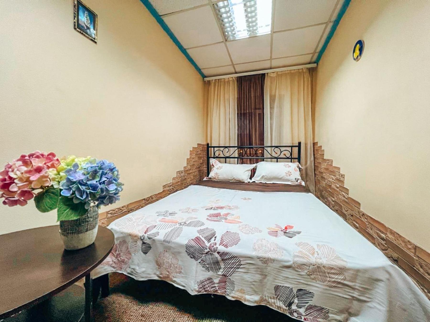 Guest House On Saksahanskoho Street Kiev Bagian luar foto