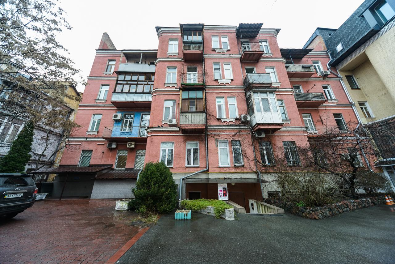 Guest House On Saksahanskoho Street Kiev Bagian luar foto